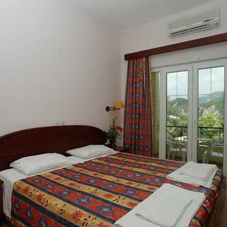 Liapades Beach Hotel 외부 사진